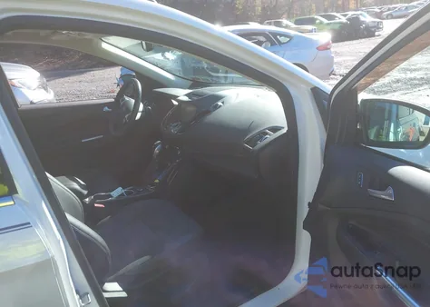 2014 Ford Escape Titanium z USA, uszkodzony, nr VIN 1FMCU9JX3EUB94620